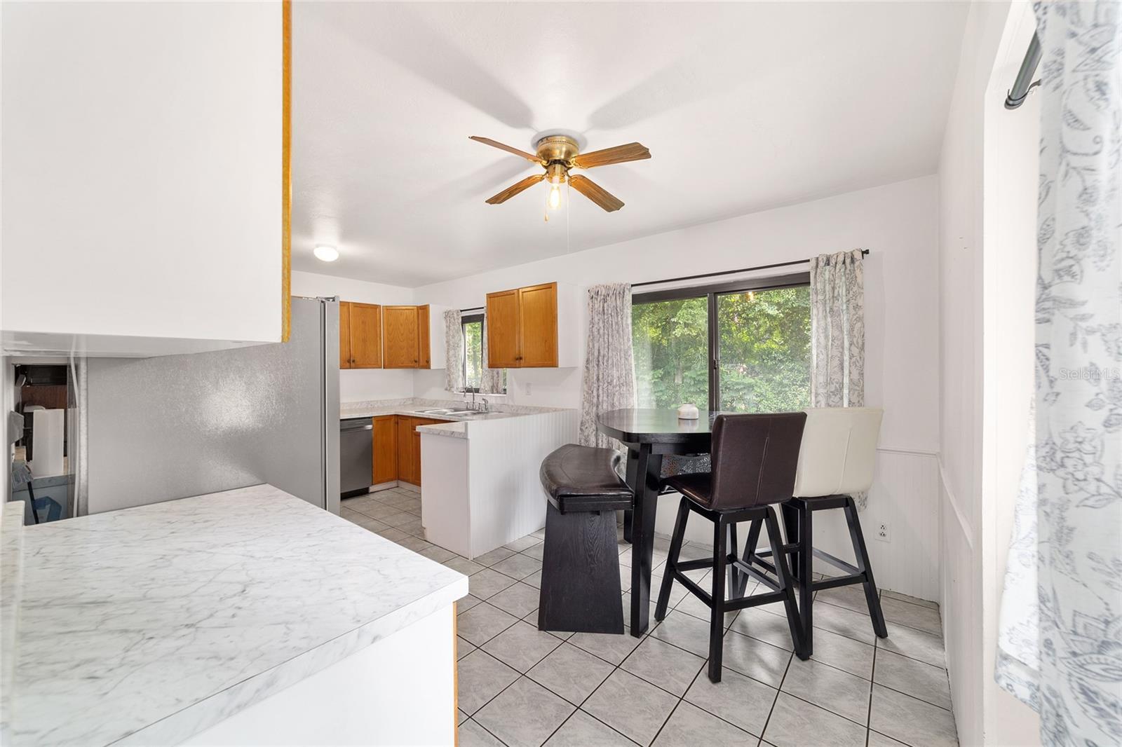 Image 17 of 40 For 2602 2nd Avenue