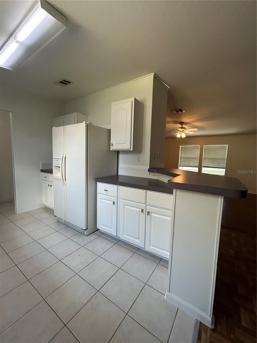 Image 26 of 45 For 9400 Sw 30th Ave