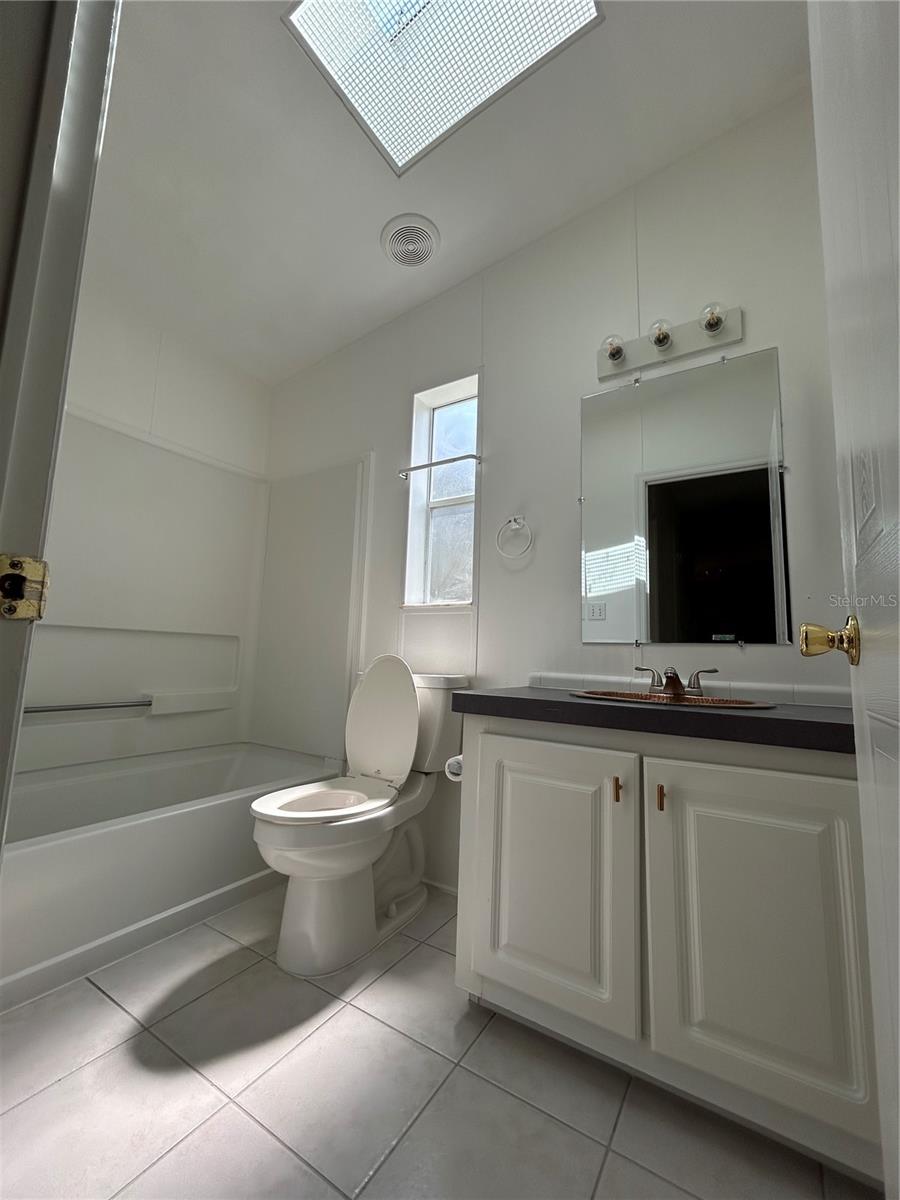 Image 36 of 45 For 9400 Sw 30th Ave