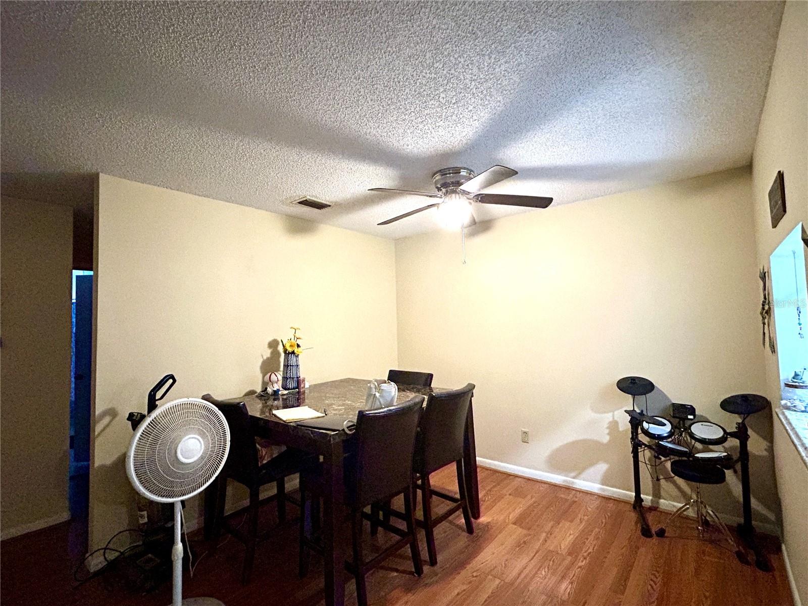 Image 6 of 14 For 3525 Fort King Street 140