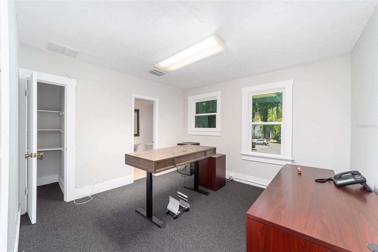 Image 24 of 44 For 1008 Silver Springs Boulevard
