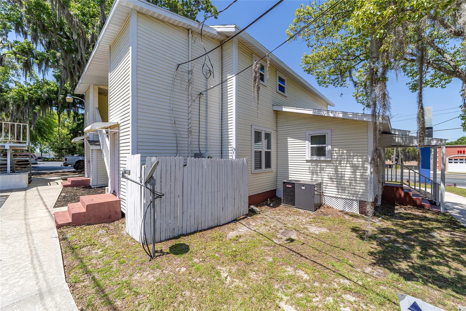 Image 37 of 44 For 1008 Silver Springs Boulevard