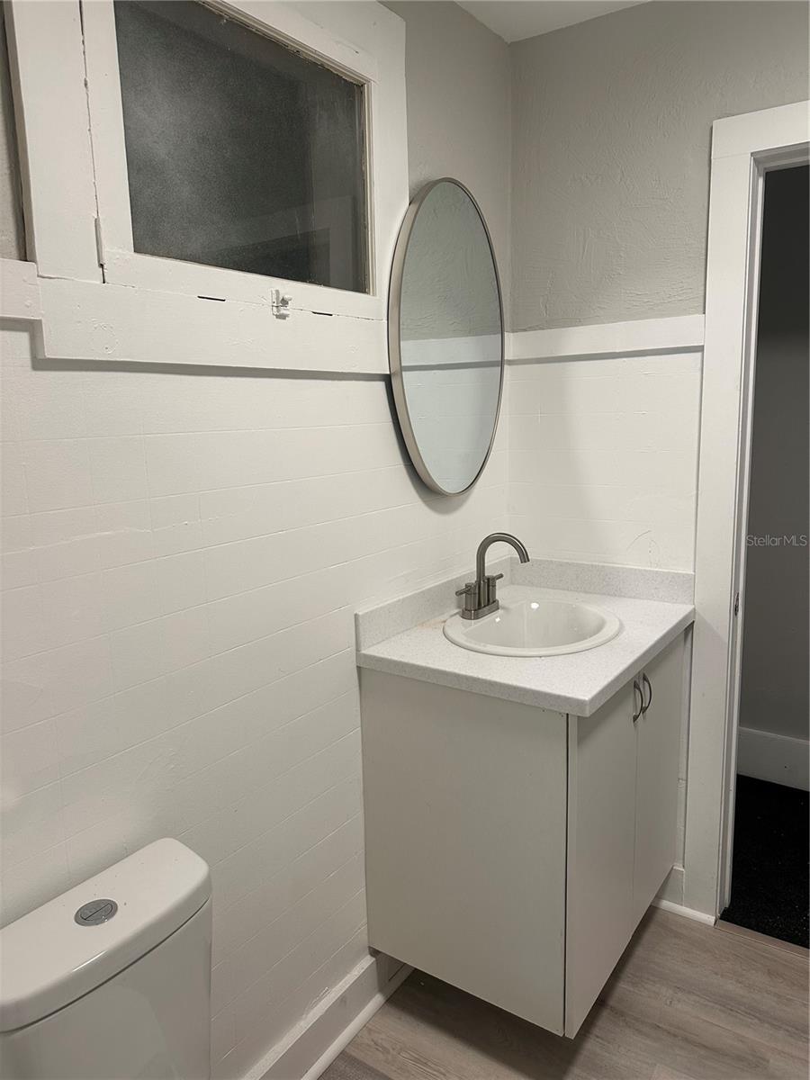 Image 42 of 44 For 1008 Silver Springs Boulevard