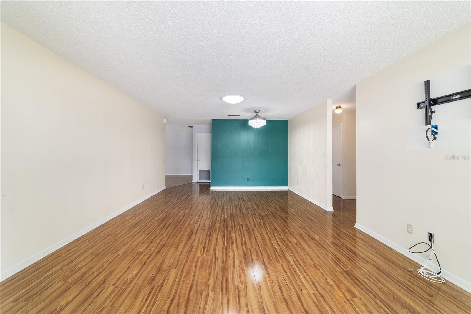 Image 12 of 61 For 8881 94th Street E