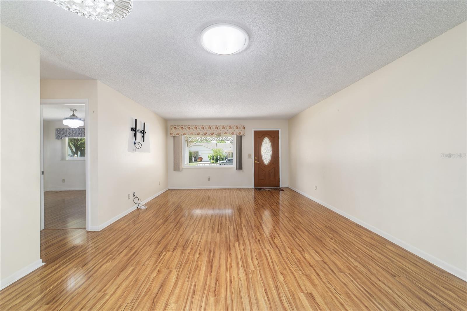 Image 18 of 61 For 8881 94th Street E