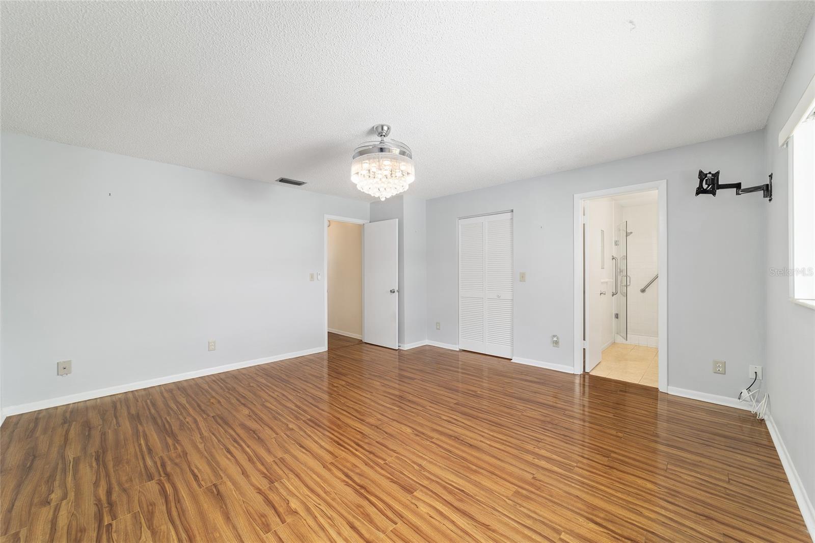 Image 40 of 61 For 8881 94th Street E