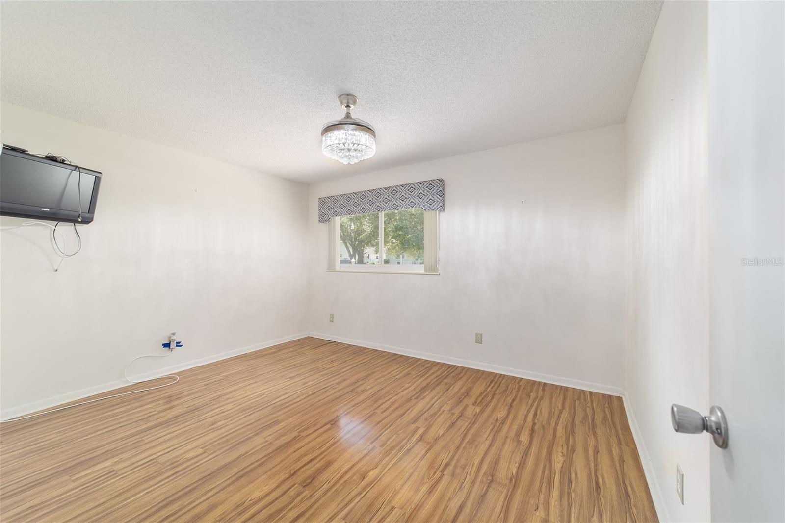 Image 45 of 61 For 8881 94th Street E