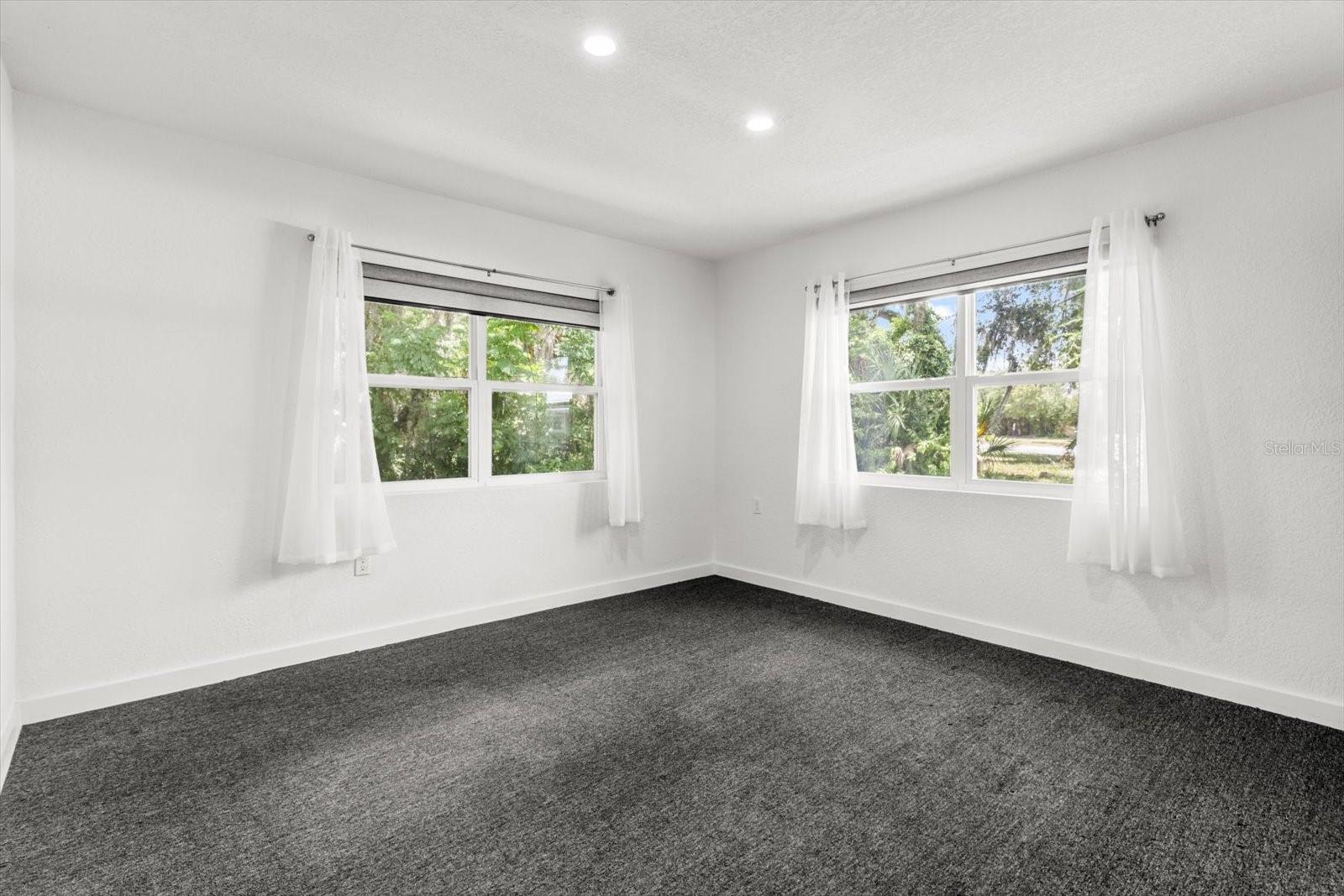 Image 22 of 46 For 407 1st Street