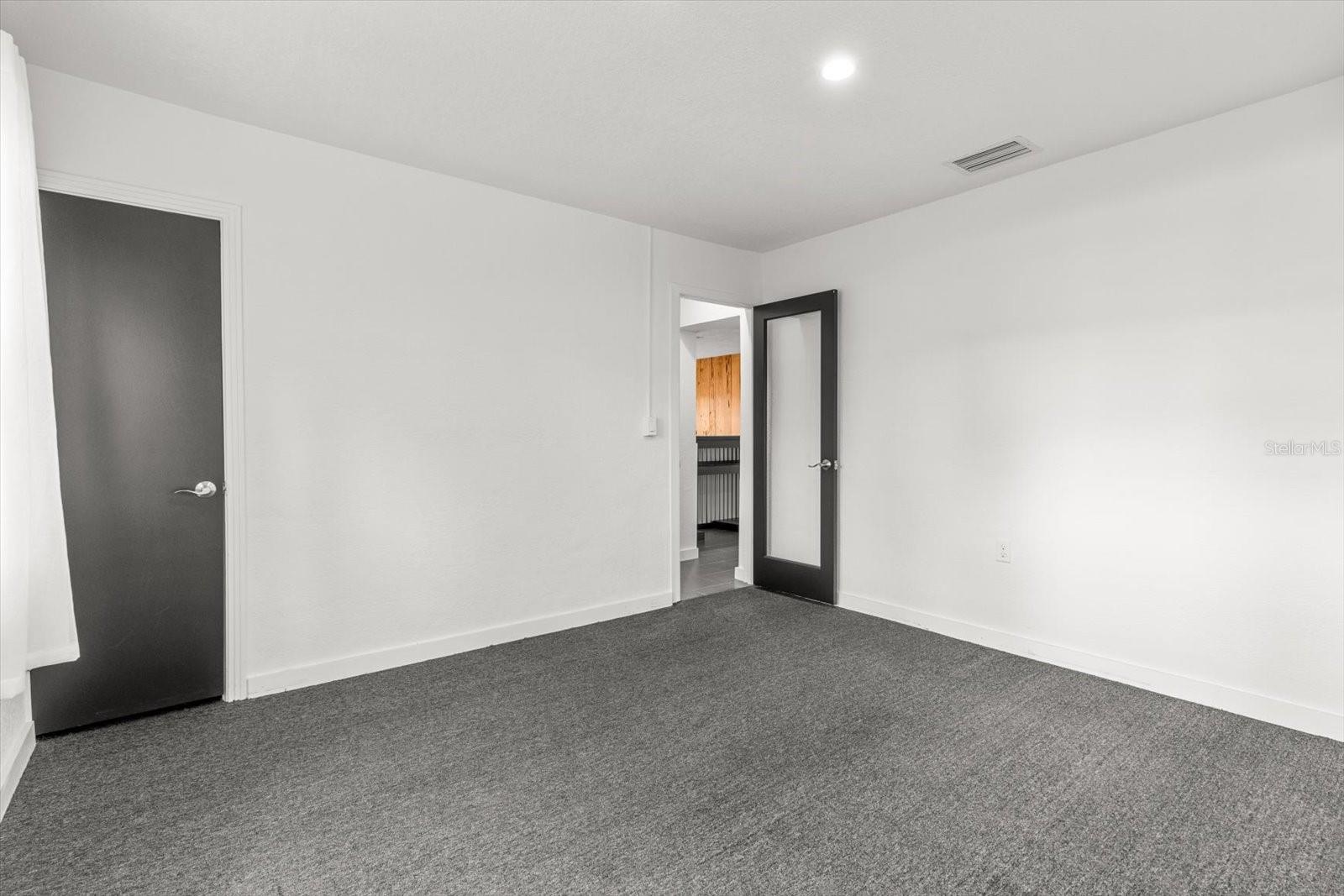 Image 23 of 46 For 407 1st Street
