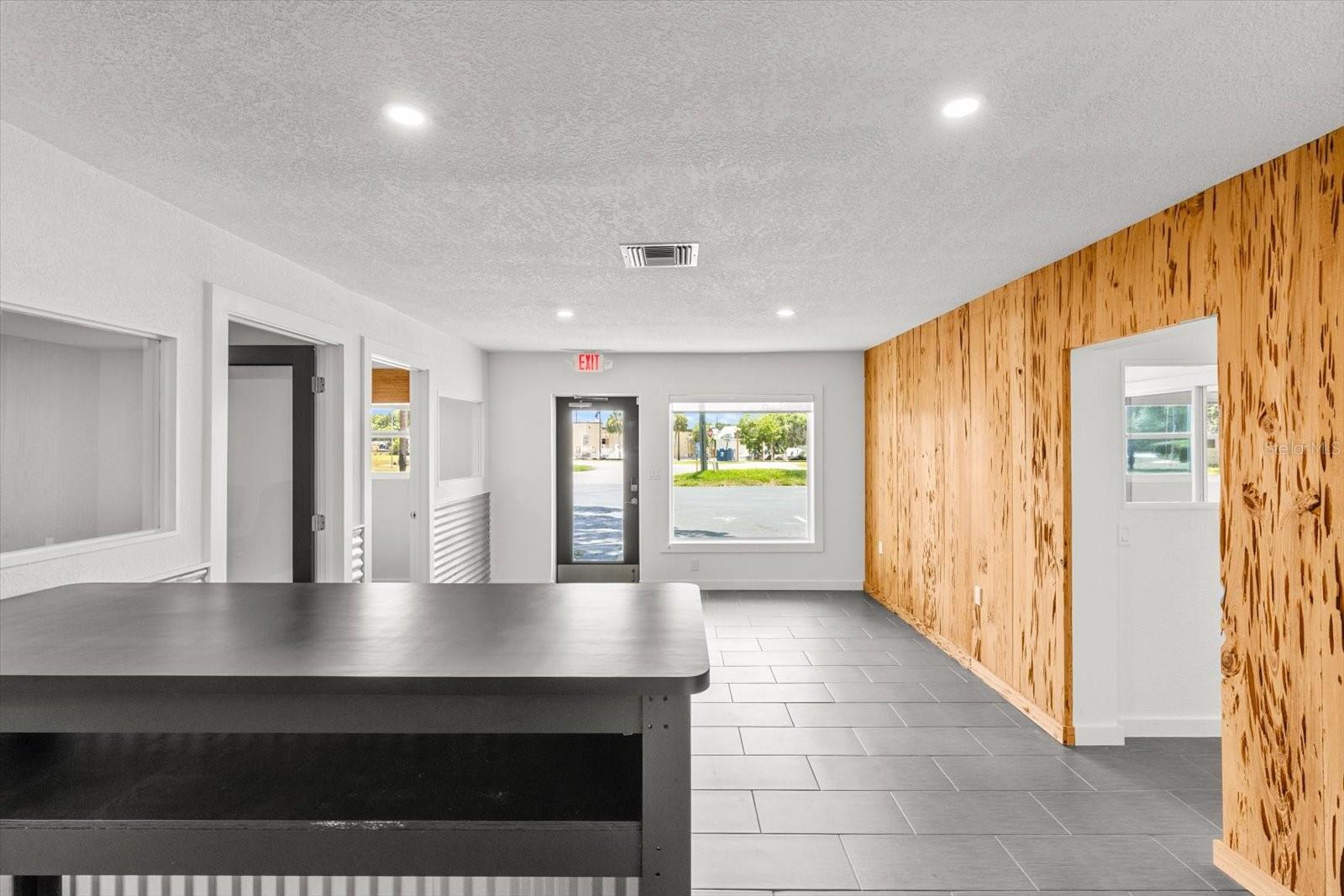 Image 24 of 46 For 407 1st Street