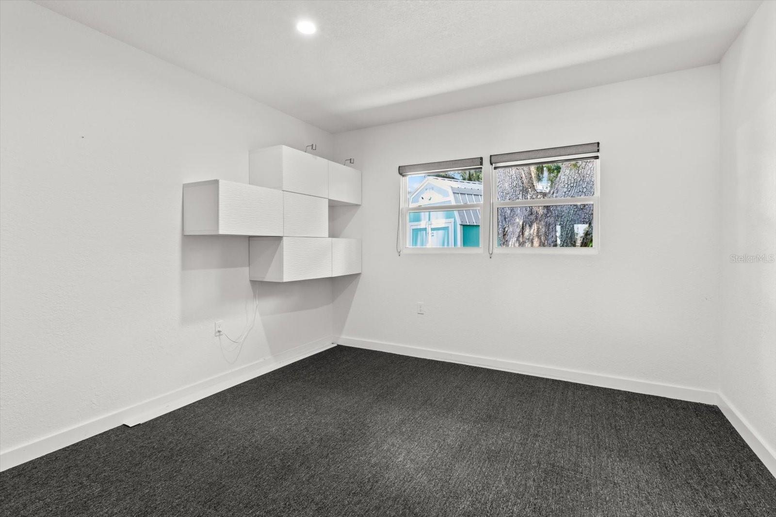 Image 26 of 46 For 407 1st Street