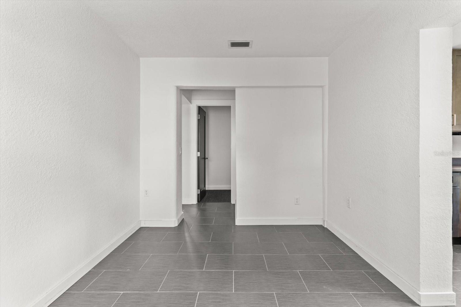 Image 27 of 46 For 407 1st Street