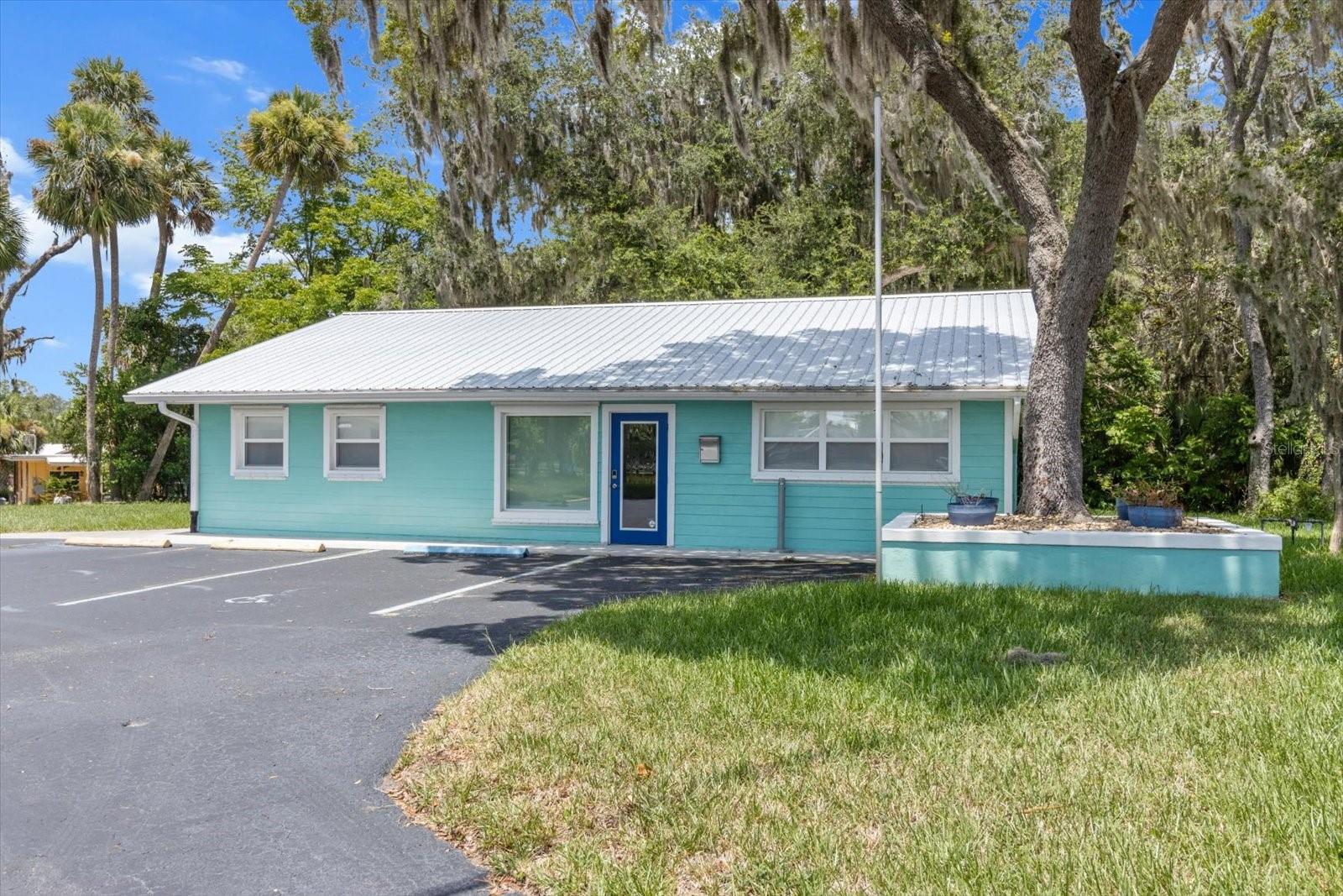 Image 8 of 46 For 407 1st Street