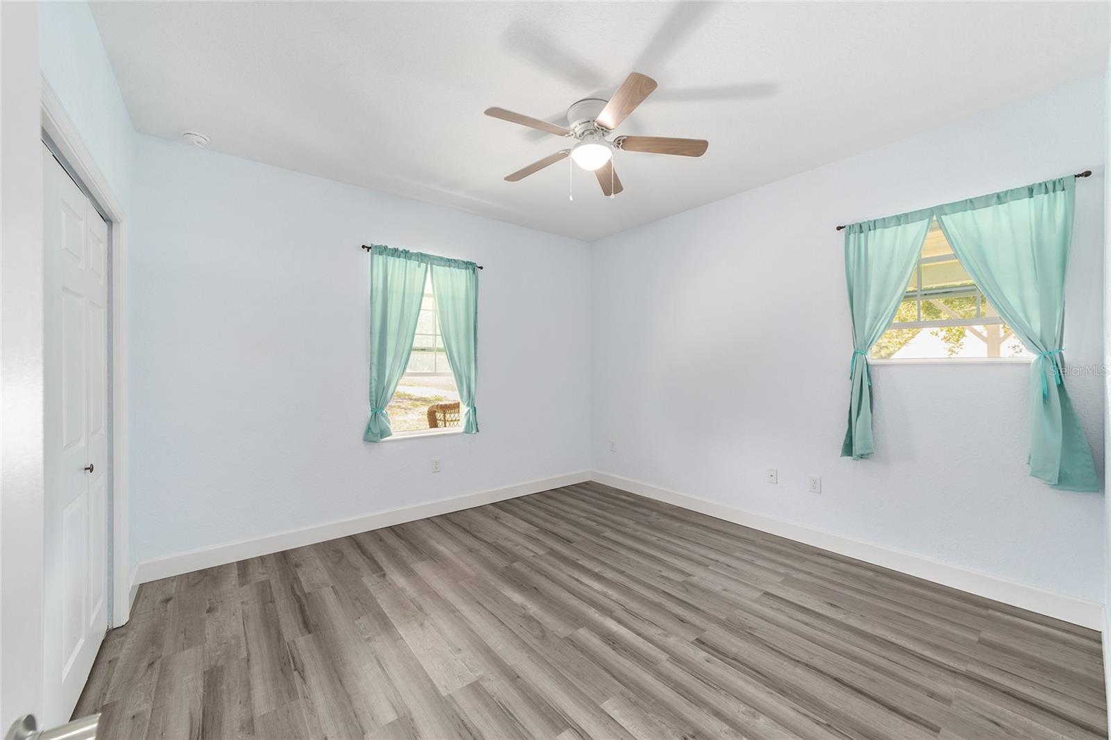 Image 29 of 33 For 13470 95th Street