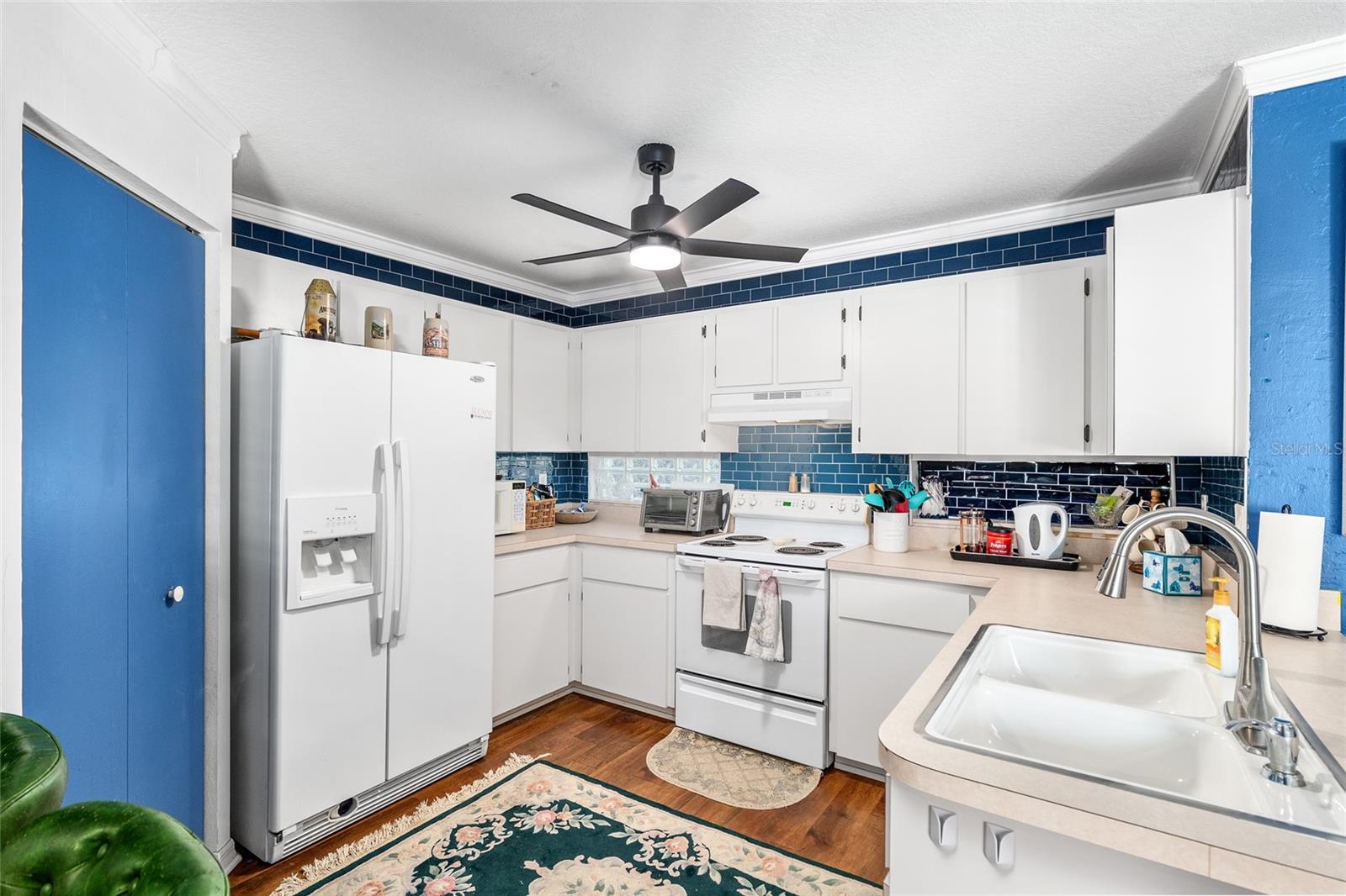 Image 13 of 50 For 7242 Sw 115th Pl