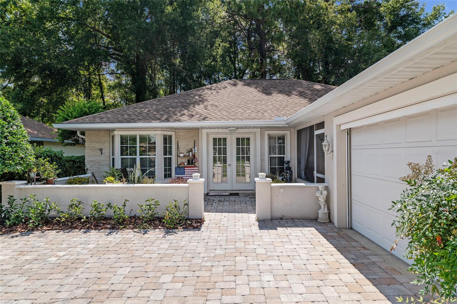 Image 3 of 50 For 7242 Sw 115th Pl
