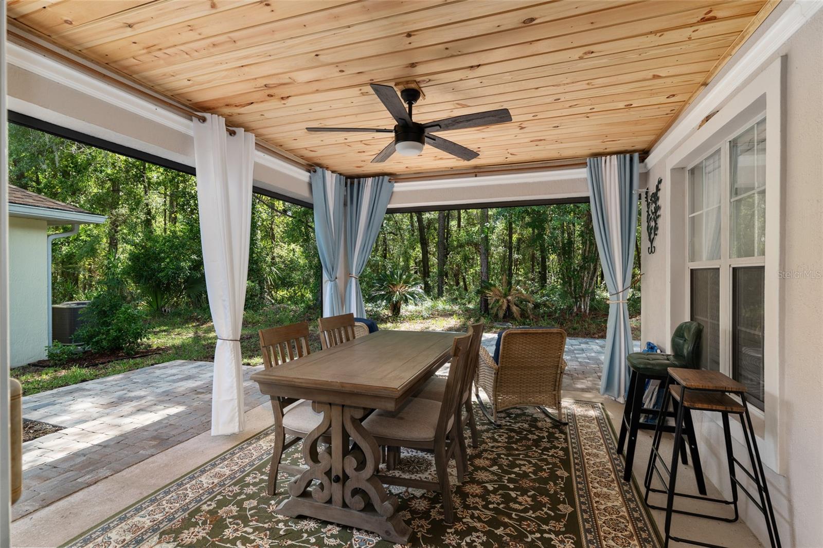 Image 5 of 50 For 7242 Sw 115th Pl