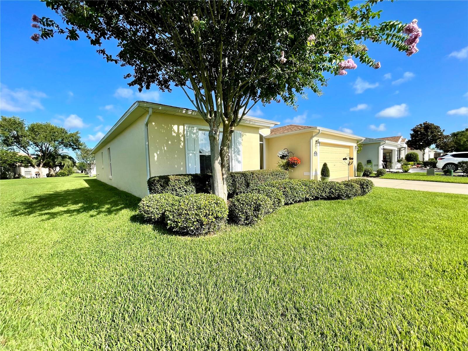 Image 8 of 67 For 15822 16th Avenue Road