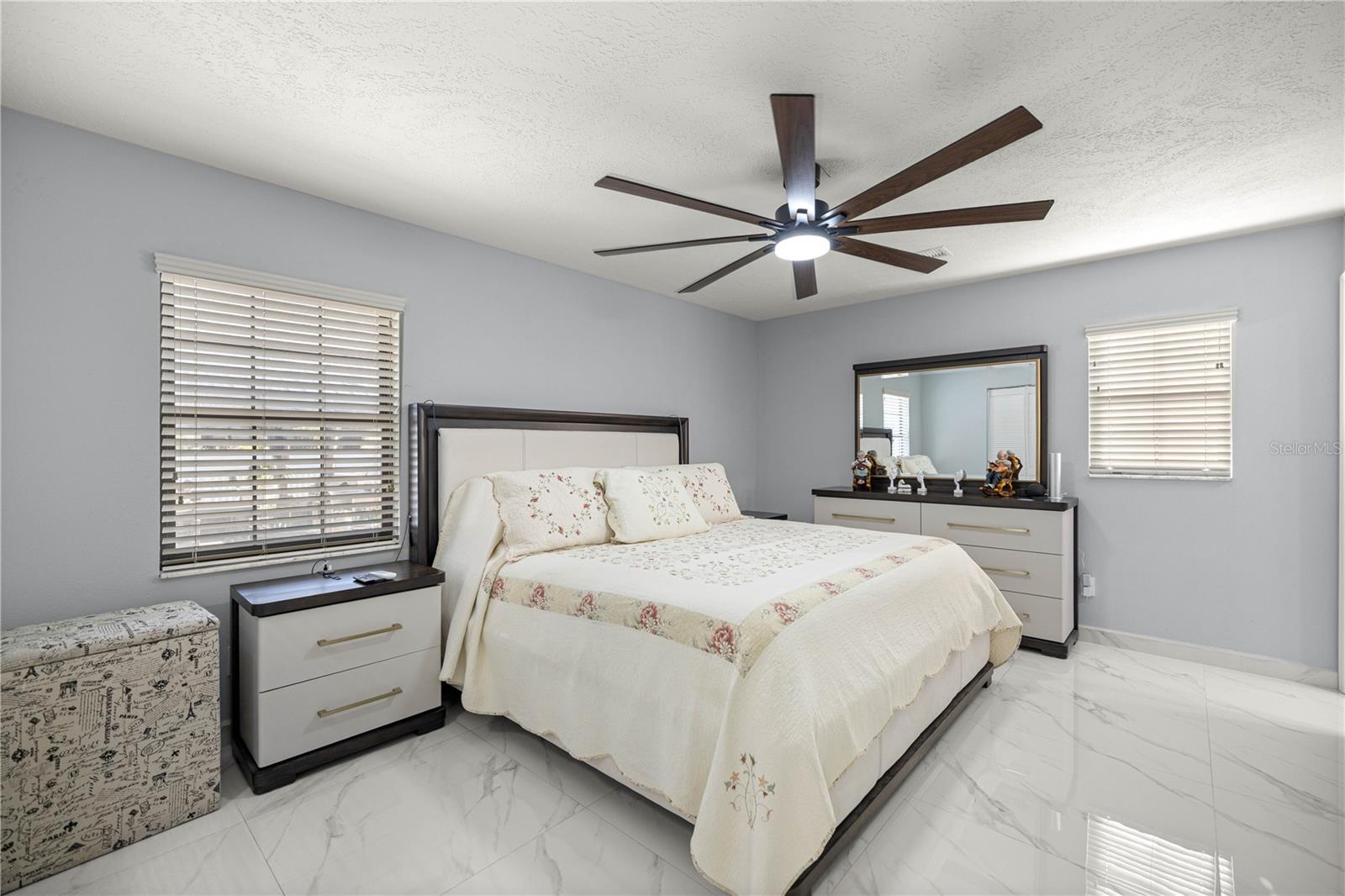 Image 11 of 36 For 2201 45th Street