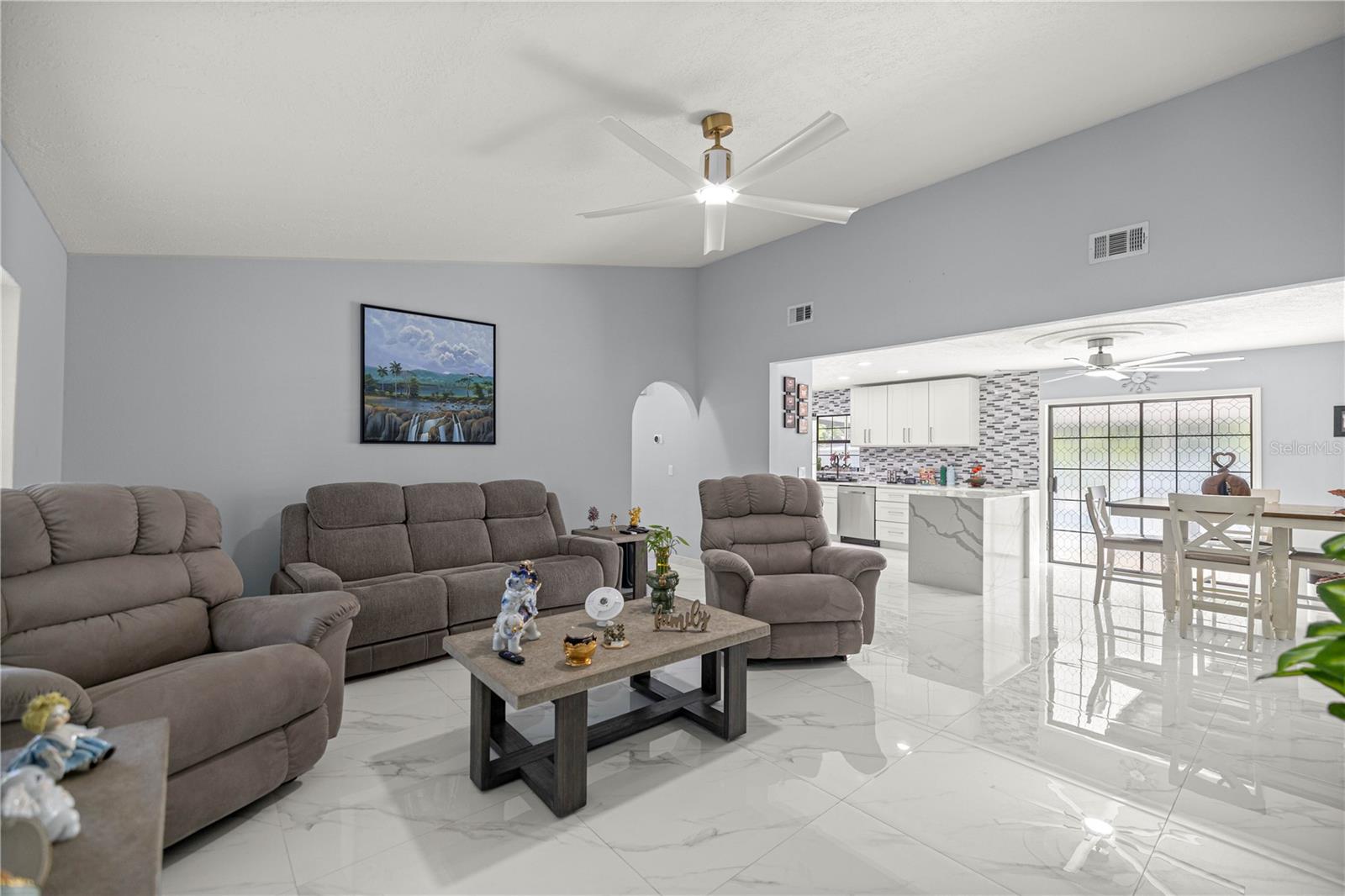 Image 3 of 36 For 2201 45th Street