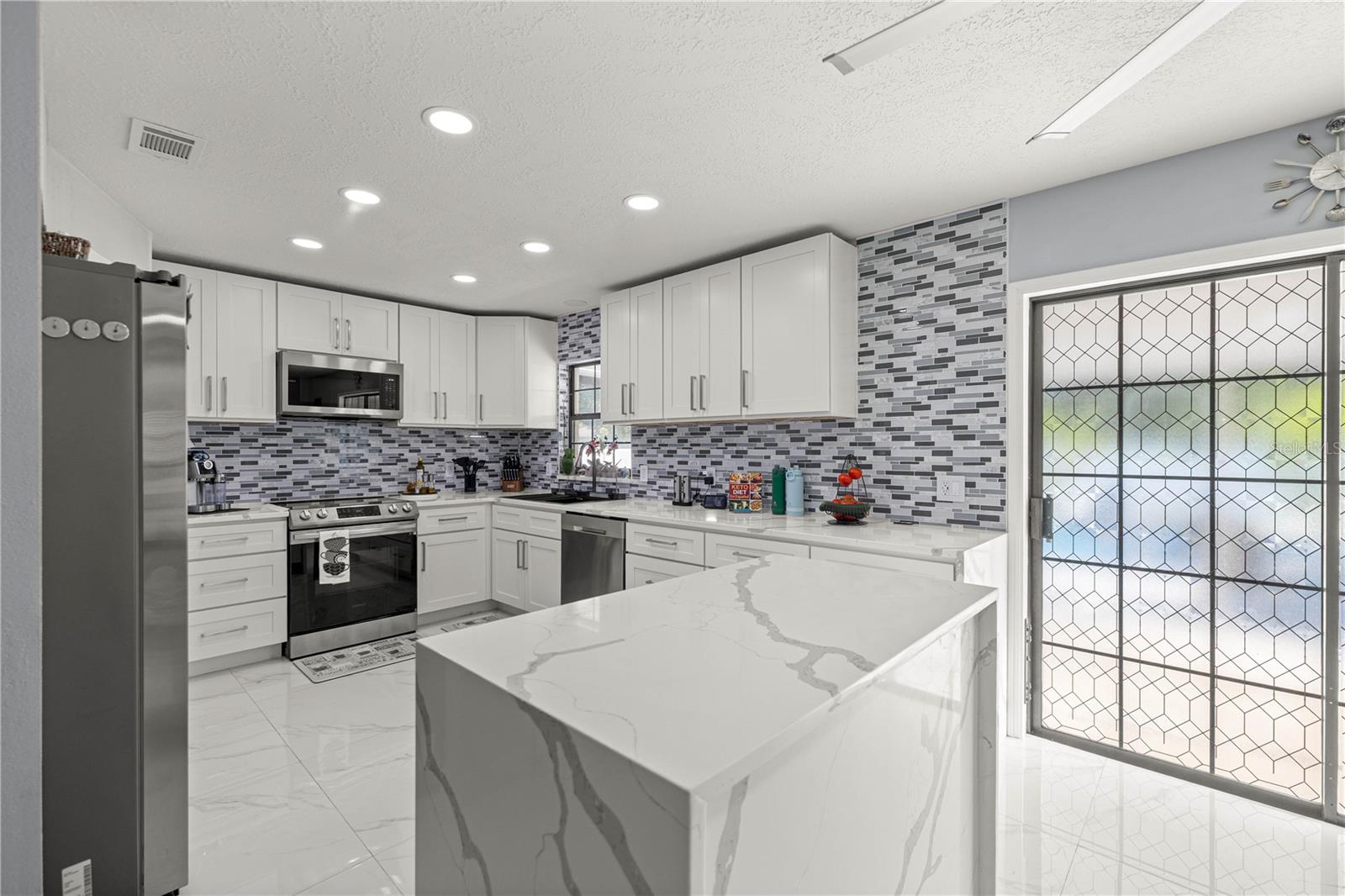 Image 7 of 36 For 2201 45th Street