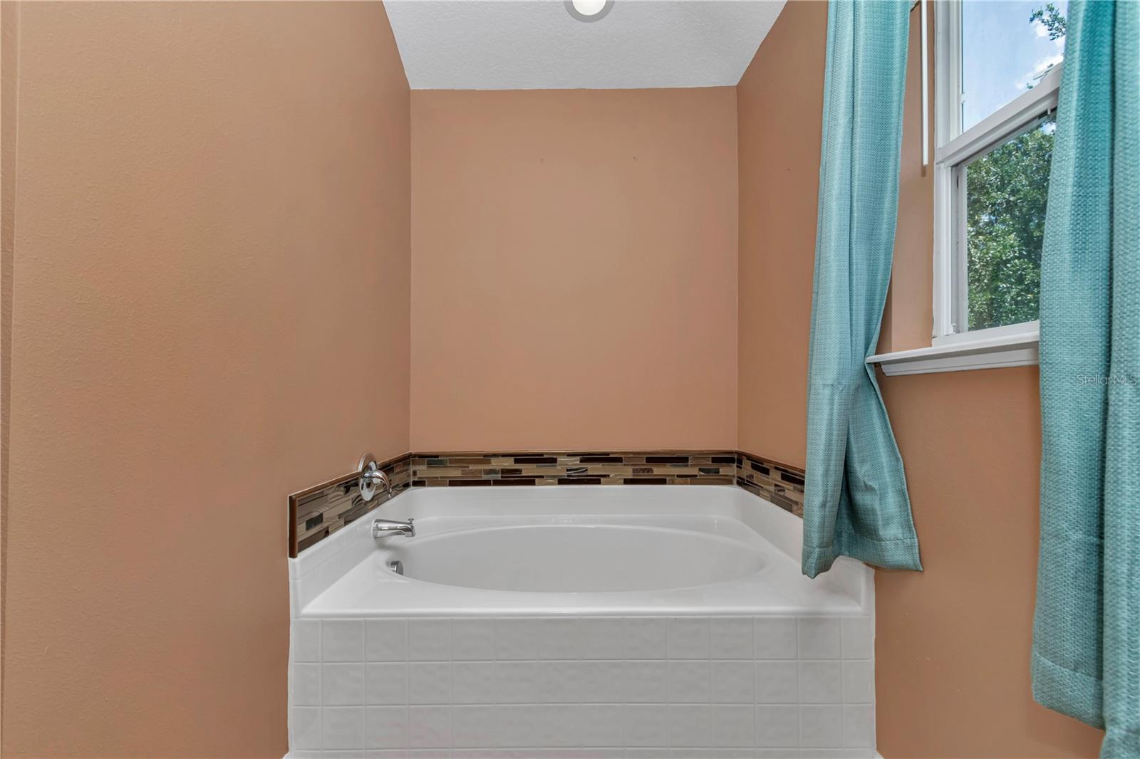 Image 24 of 56 For 4602 28th Street