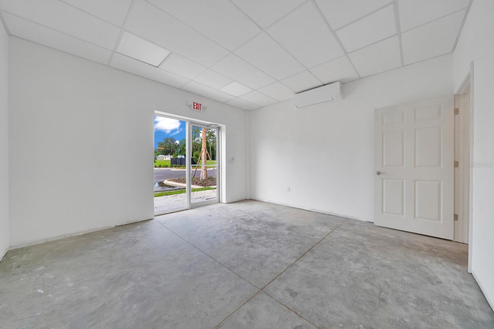Image 18 of 21 For 5741 Pine Avenue