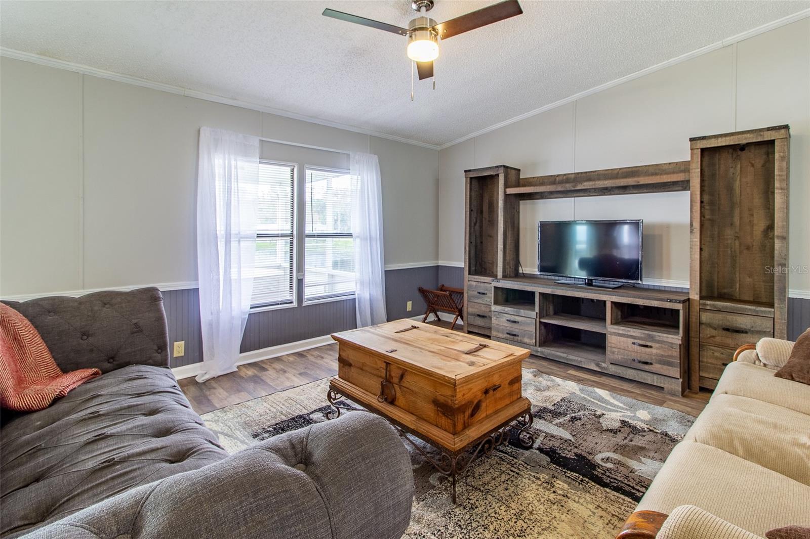 Image 12 of 63 For 25836 Manhattan Lane