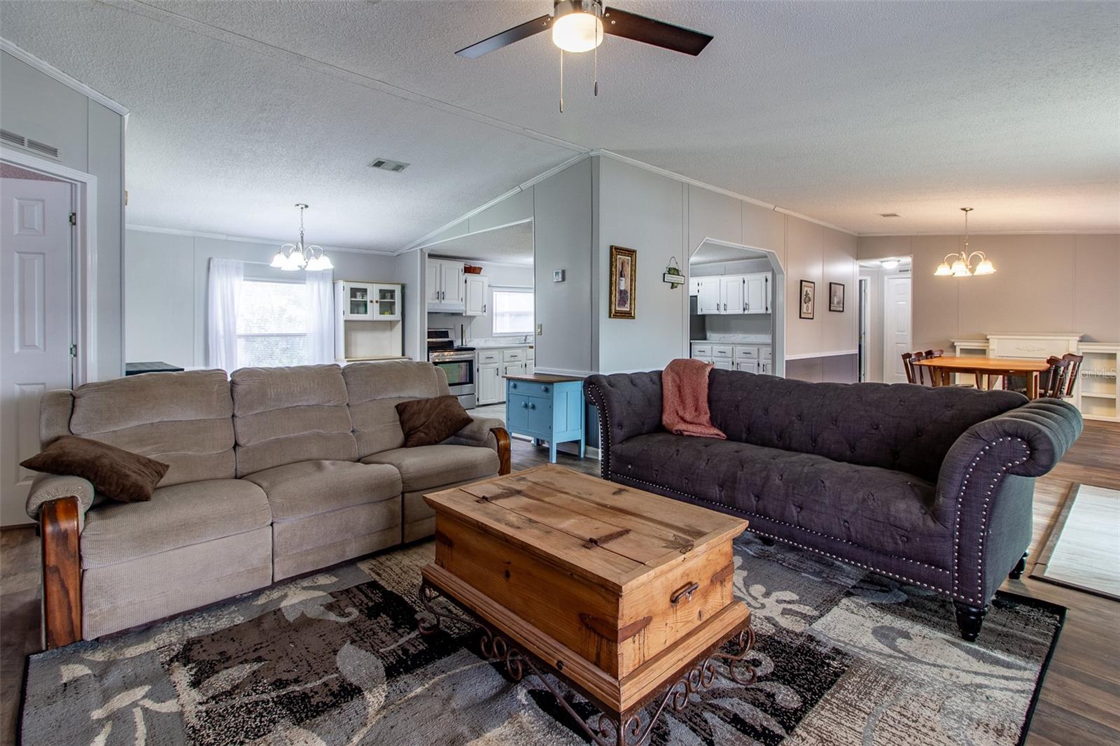 Image 13 of 63 For 25836 Manhattan Lane