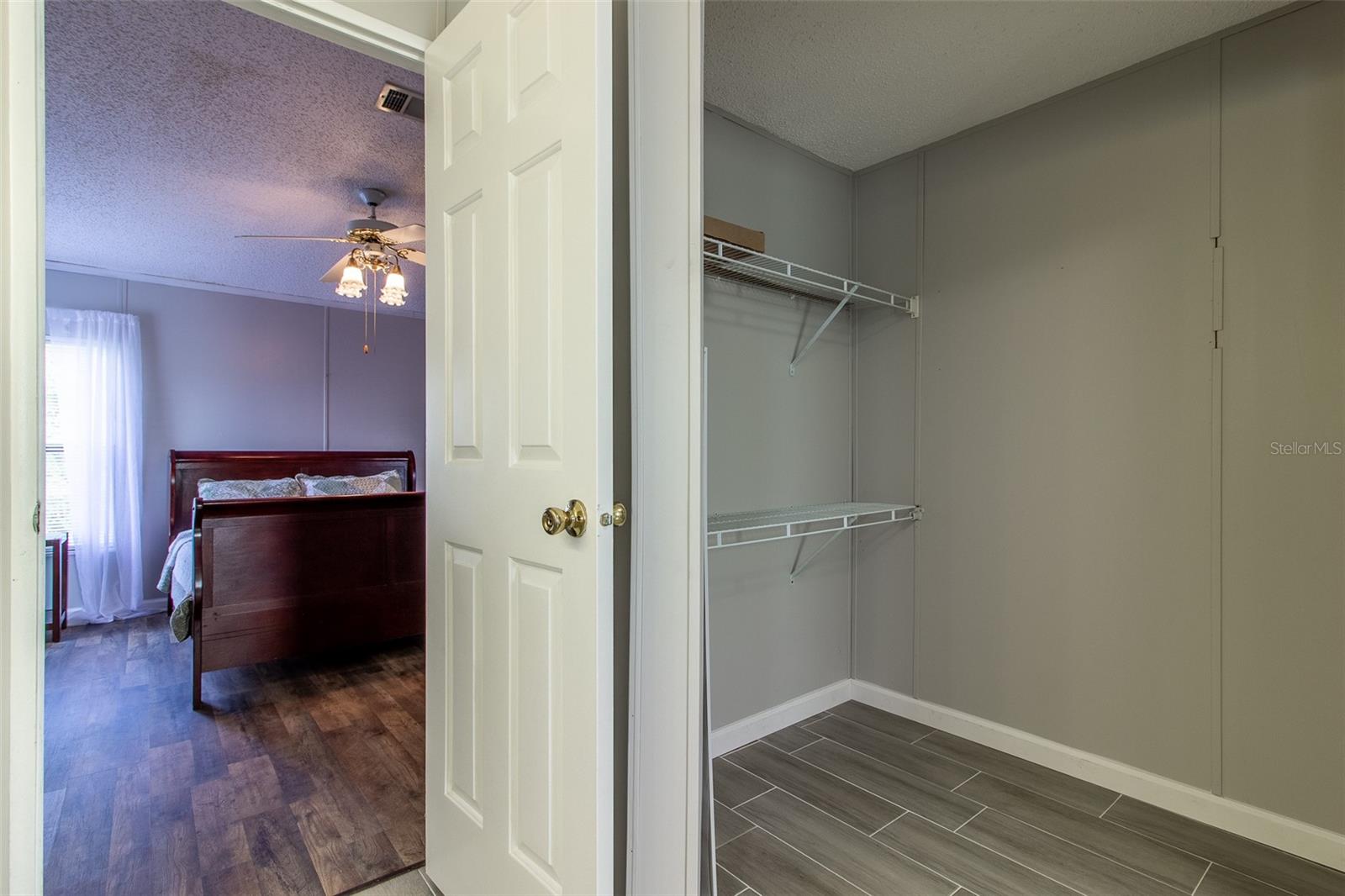 Image 33 of 63 For 25836 Manhattan Lane