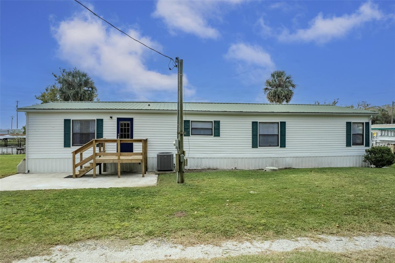 Image 4 of 63 For 25836 Manhattan Lane