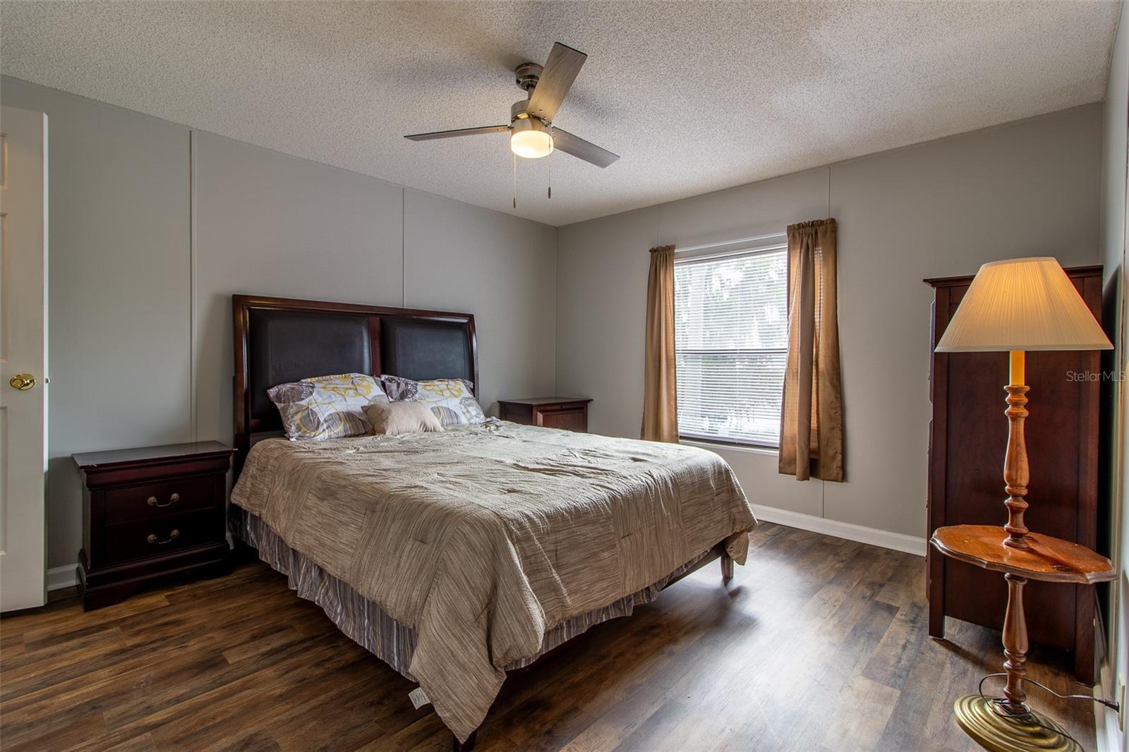 Image 40 of 63 For 25836 Manhattan Lane