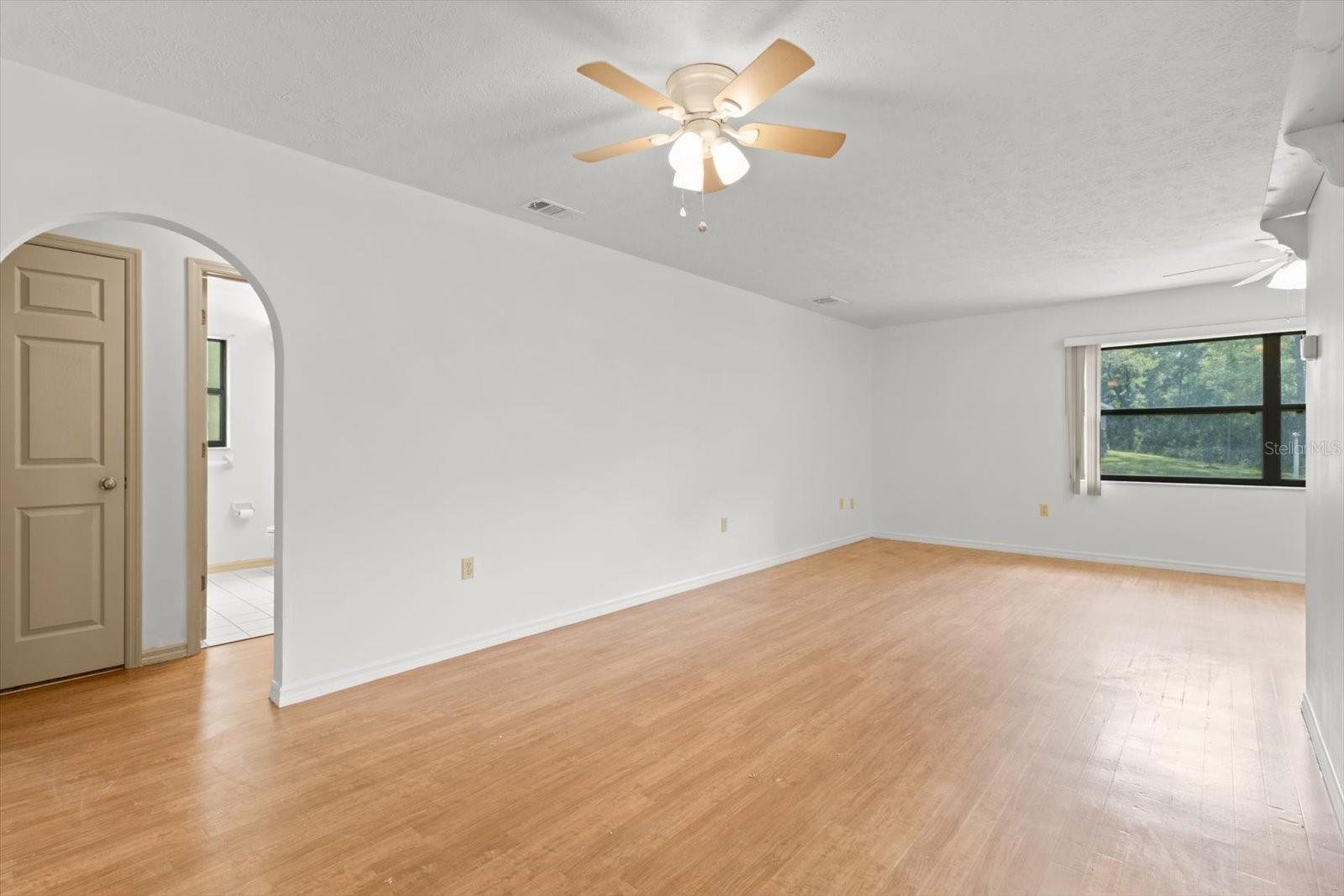 Listing photo id 9 for 8624 Dove Orchid Drive