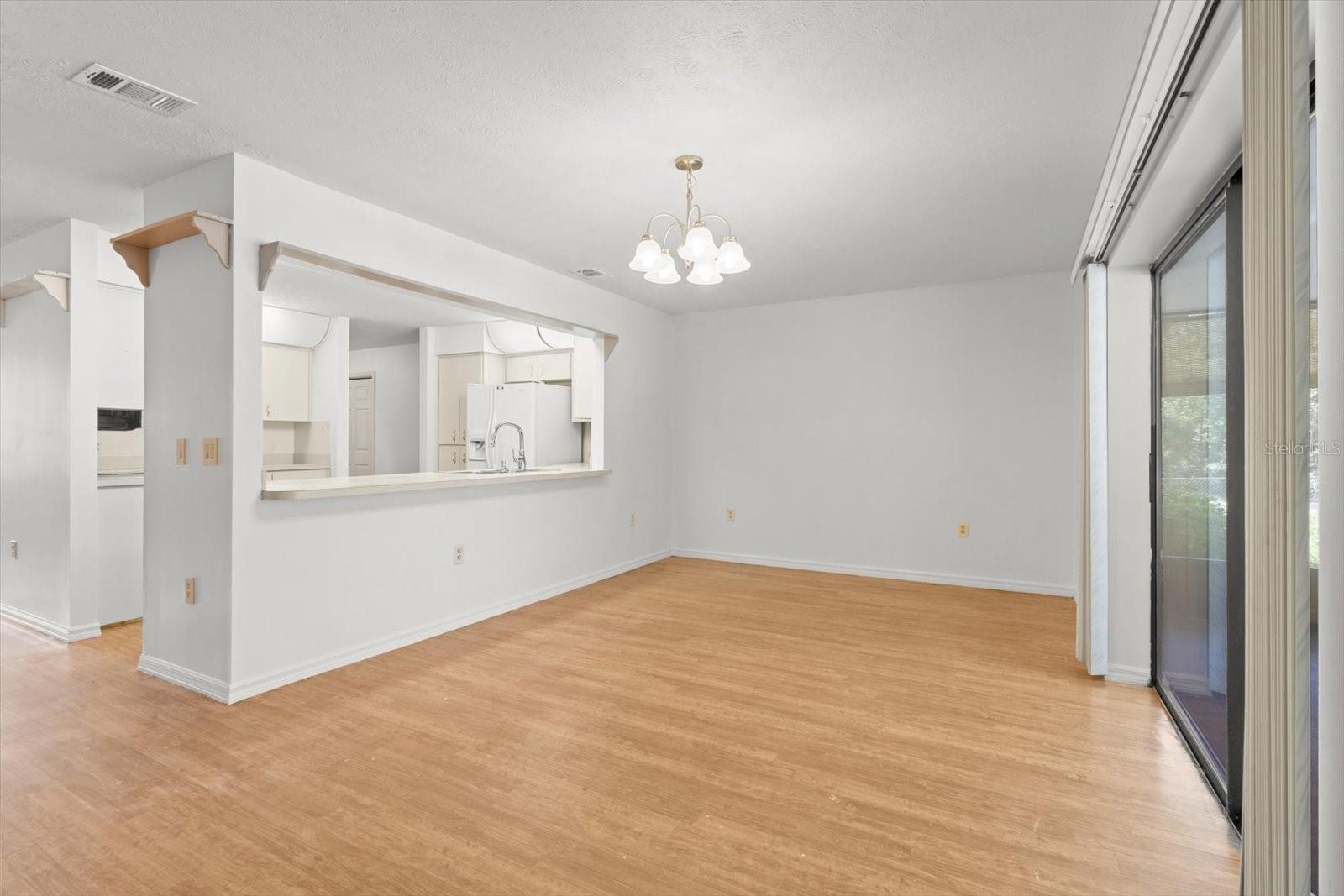 Listing photo id 11 for 8624 Dove Orchid Drive