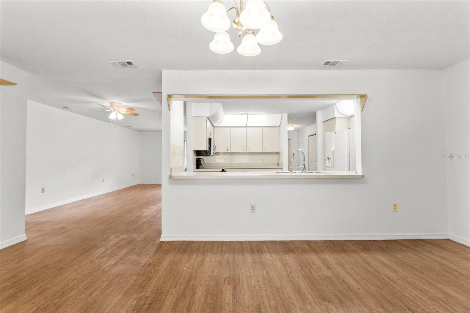 Listing photo id 12 for 8624 Dove Orchid Drive