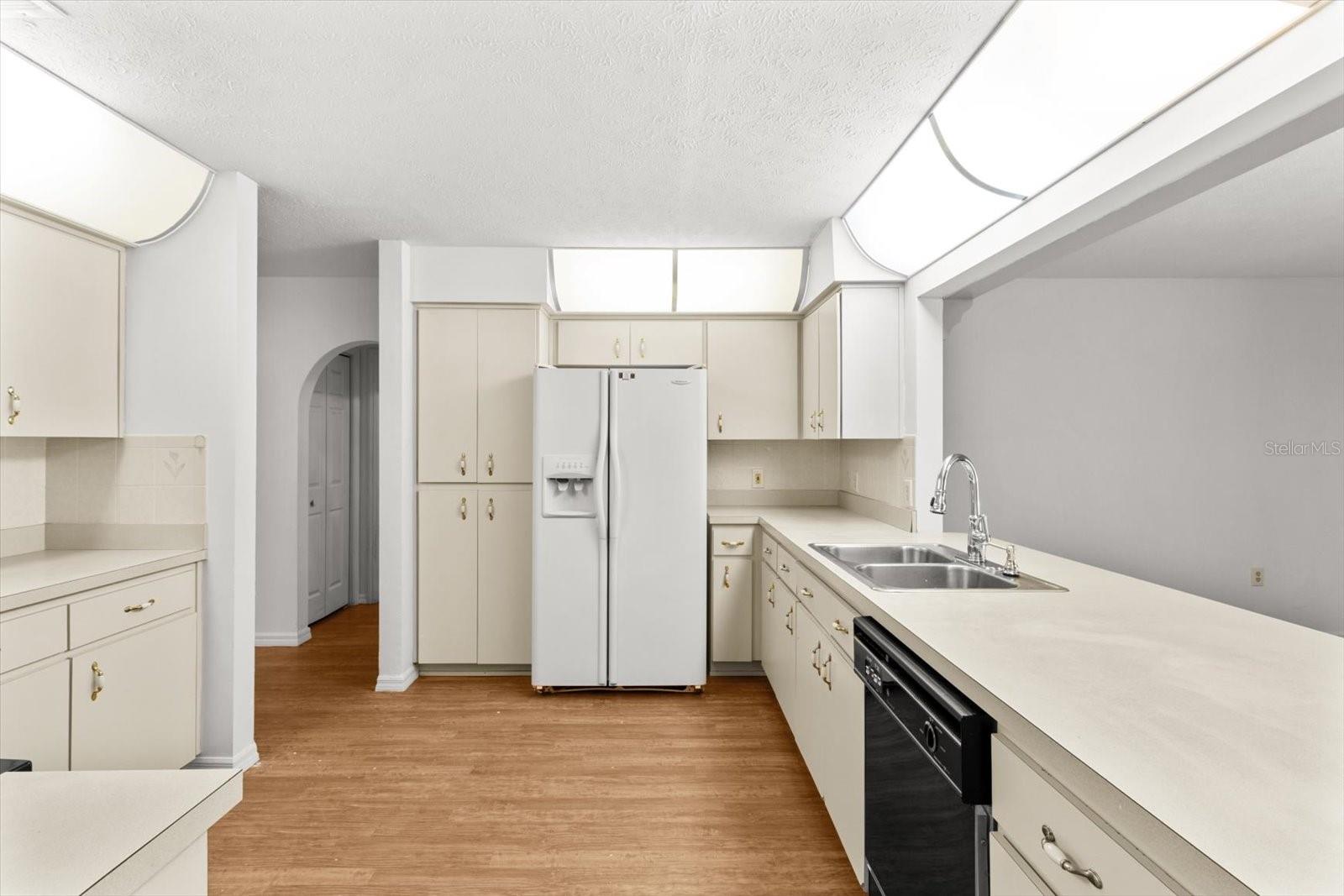 Listing photo id 15 for 8624 Dove Orchid Drive