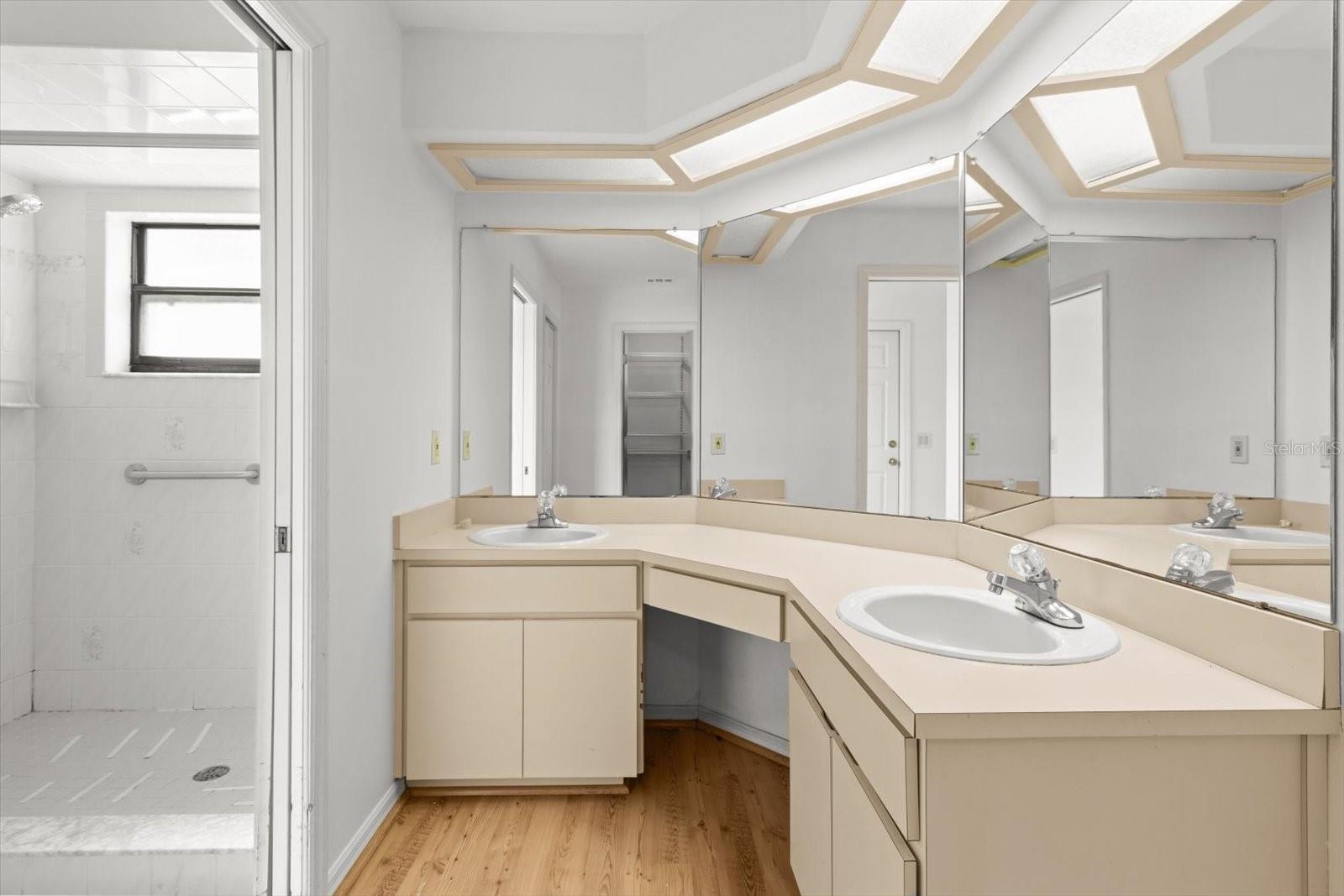 Listing photo id 21 for 8624 Dove Orchid Drive