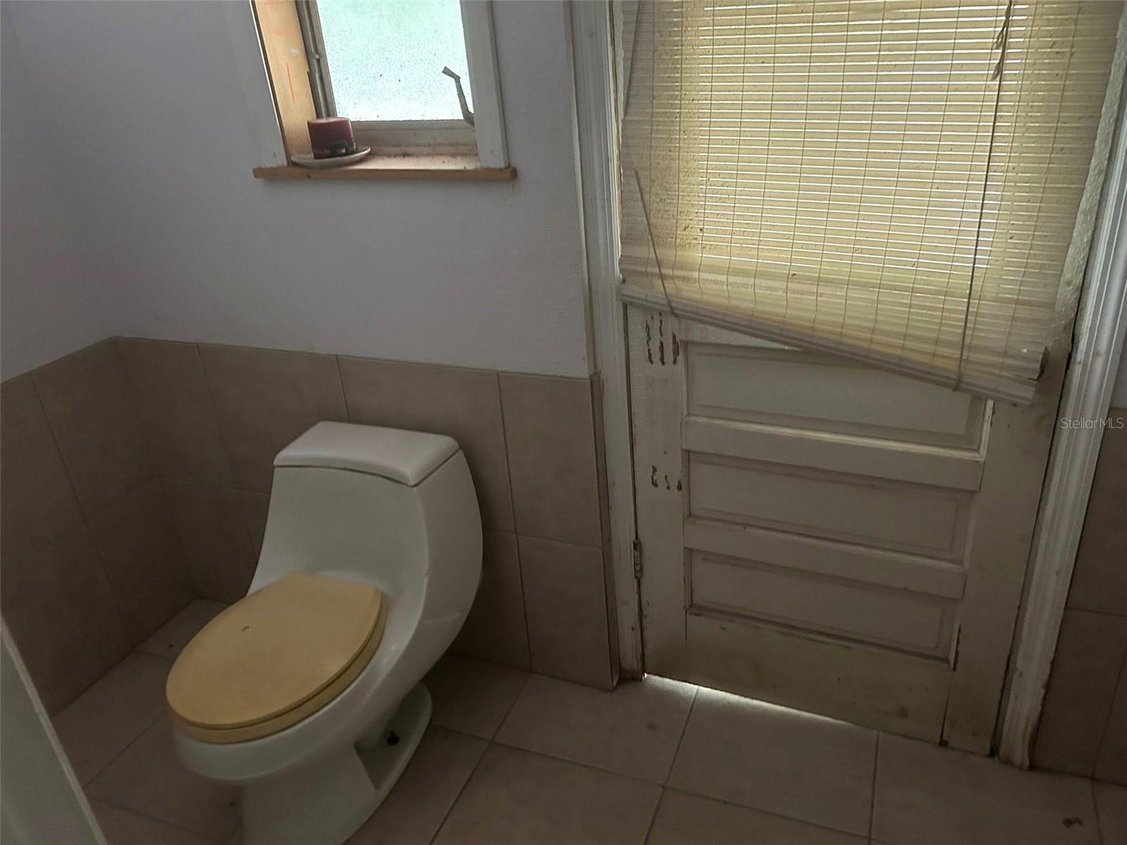 Image 20 of 26 For 2060 Mary Lue Street