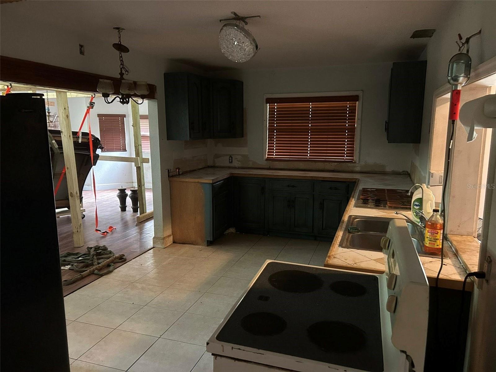 Image 8 of 26 For 2060 Mary Lue Street