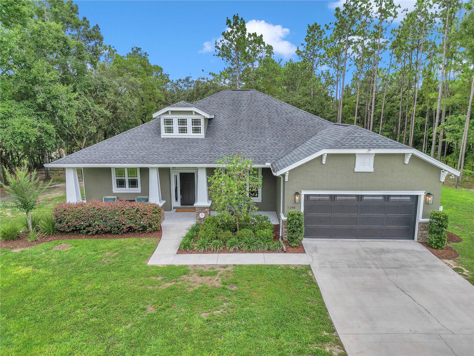Listing photo id 52 for 3196 Mustang Boulevard