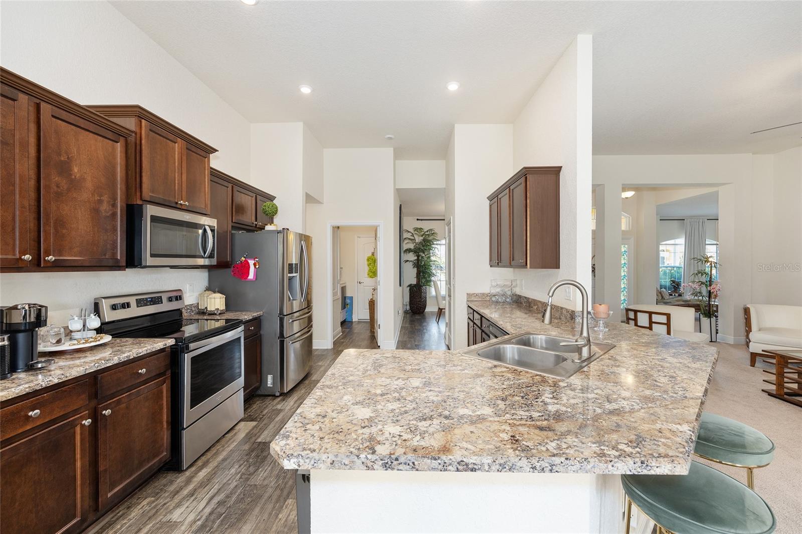 Image 17 of 44 For 9562 45th Avenue