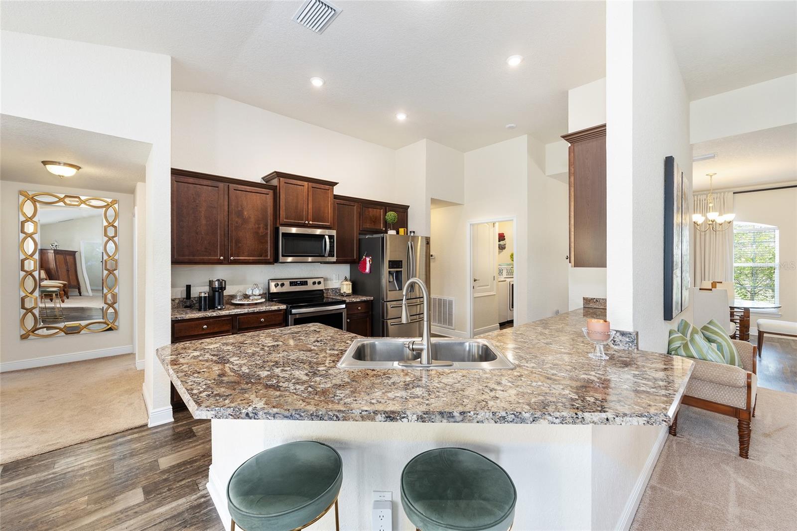 Image 18 of 44 For 9562 45th Avenue