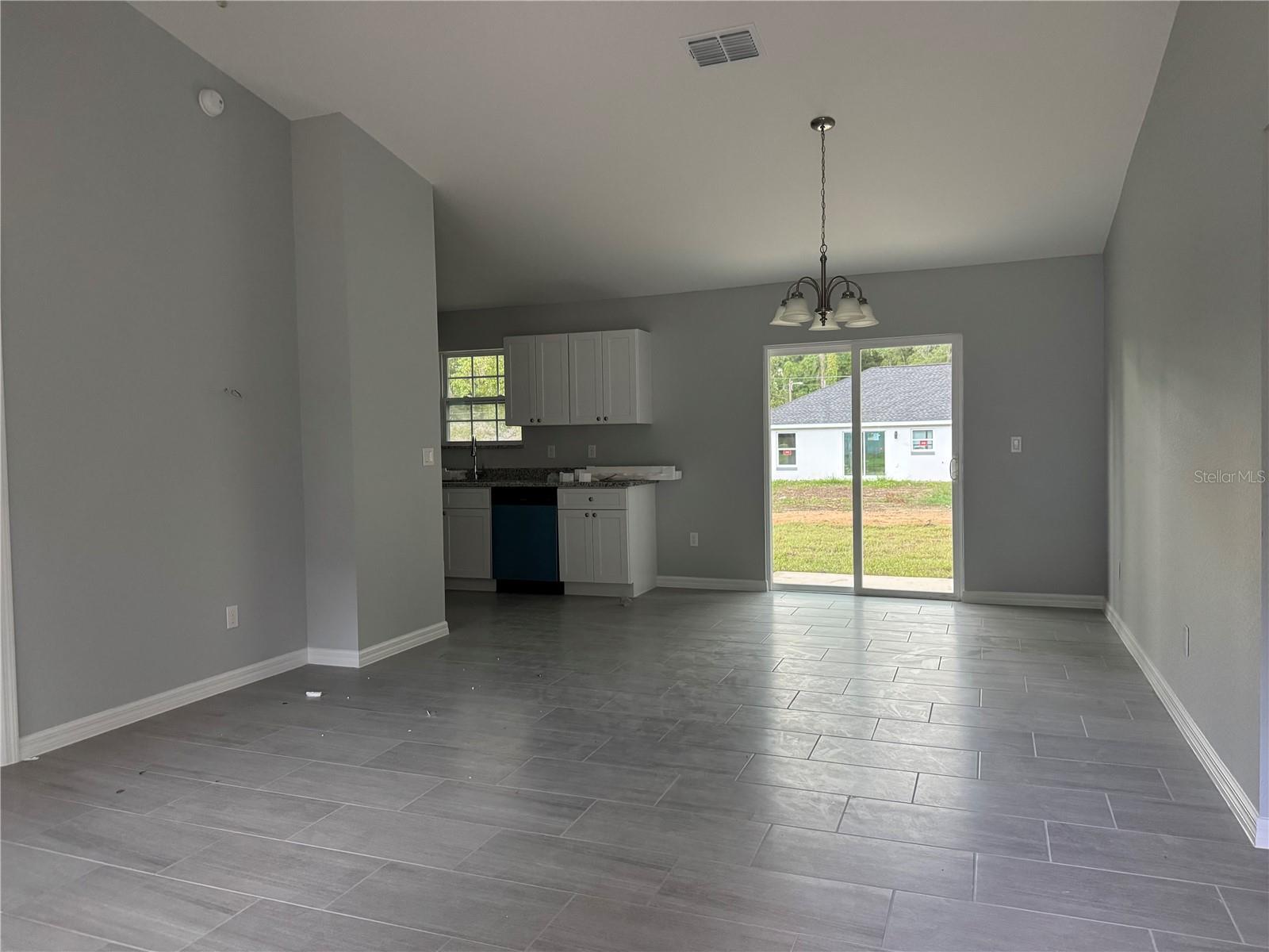 Image 8 of 24 For 6422 62nd Avenue