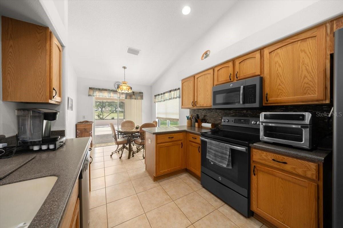 Listing photo id 24 for 15776 11th Terrace Road