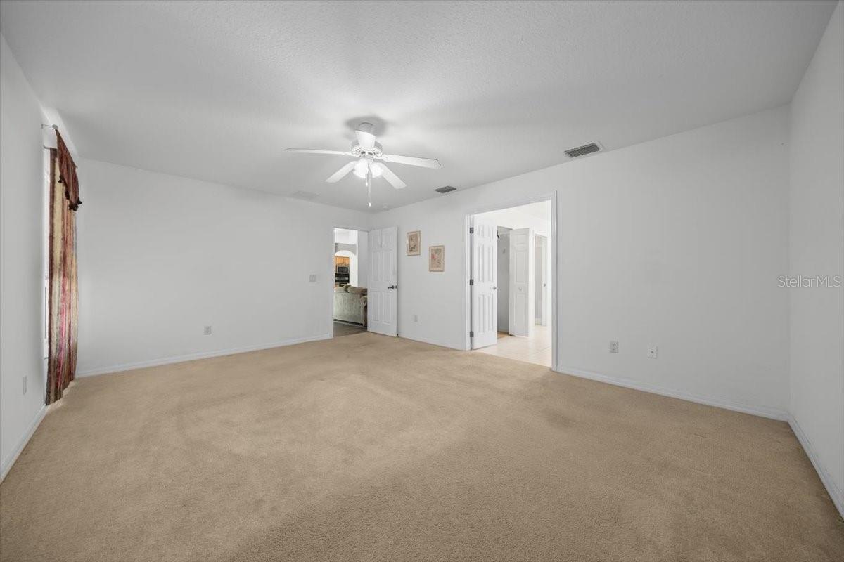 Listing photo id 34 for 15776 11th Terrace Road