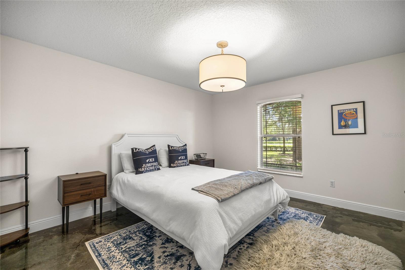 Image 28 of 75 For 11615 35th Street
