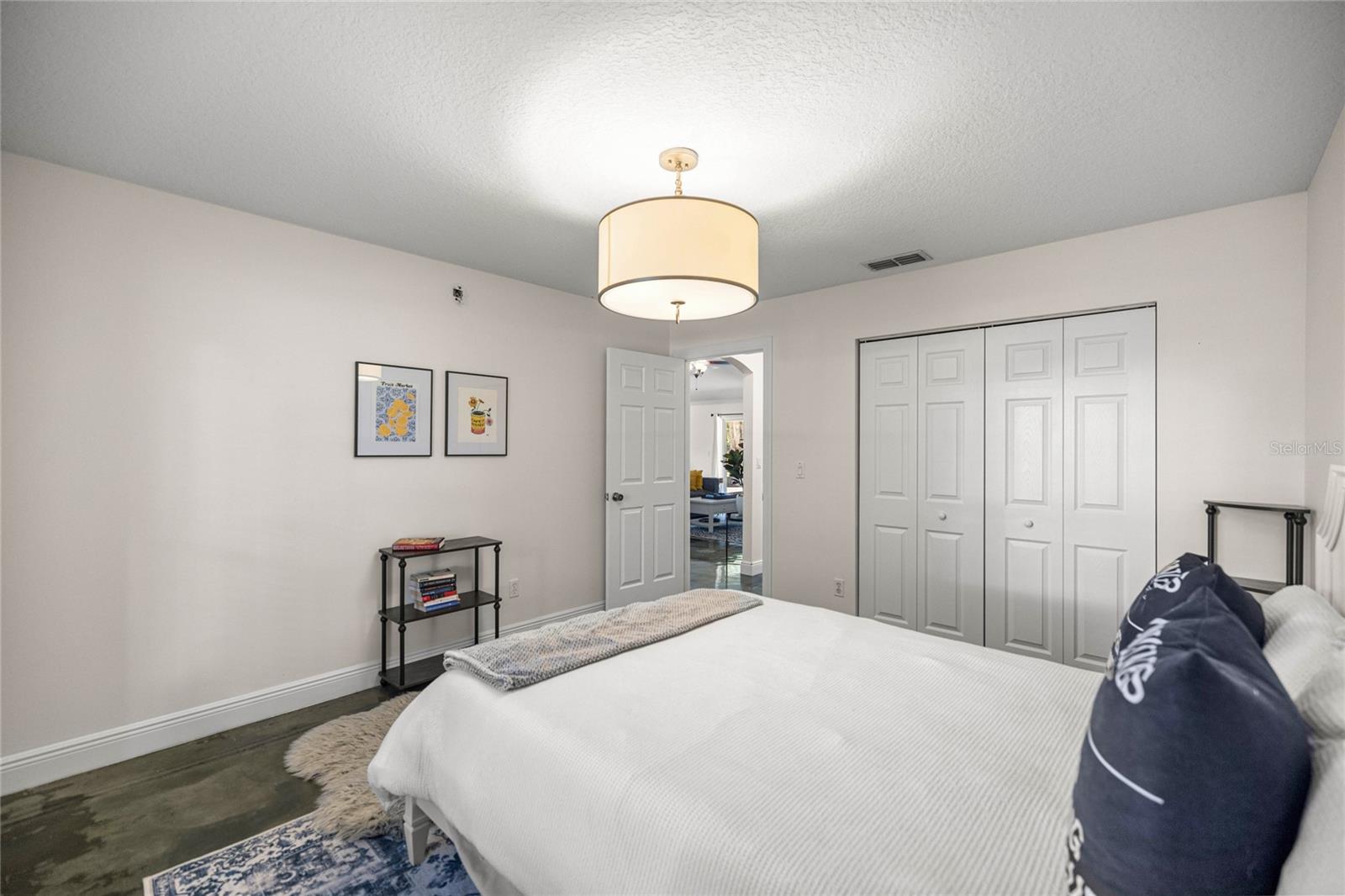 Image 29 of 75 For 11615 35th Street