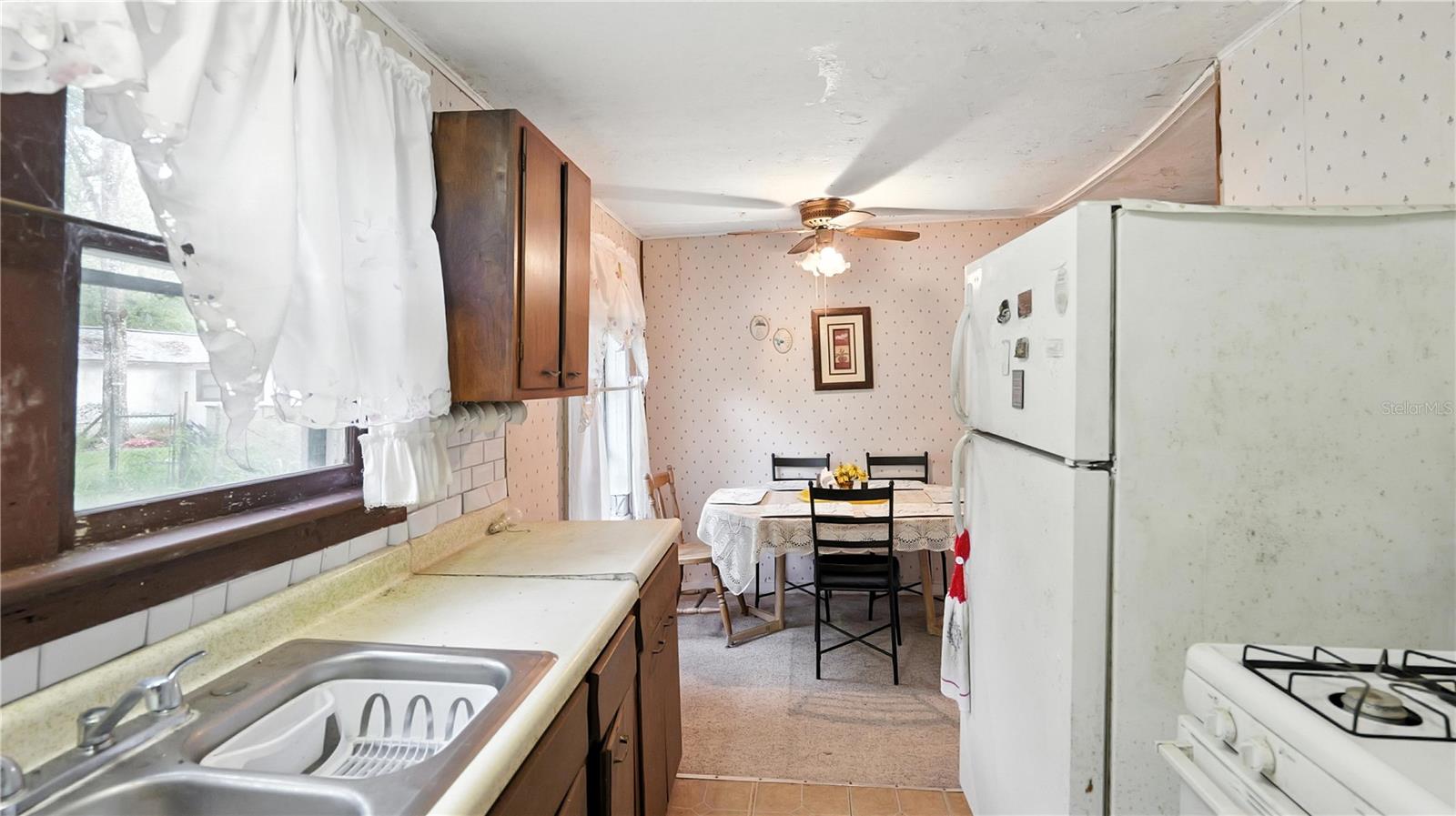 Image 6 of 16 For 242 Zoller Street