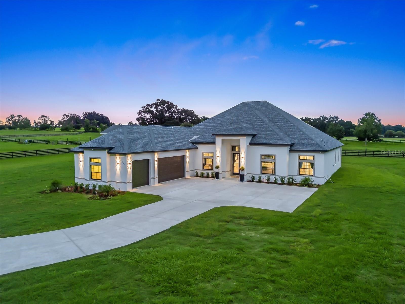 Image 10 of 73 For 7041 22nd Court Road