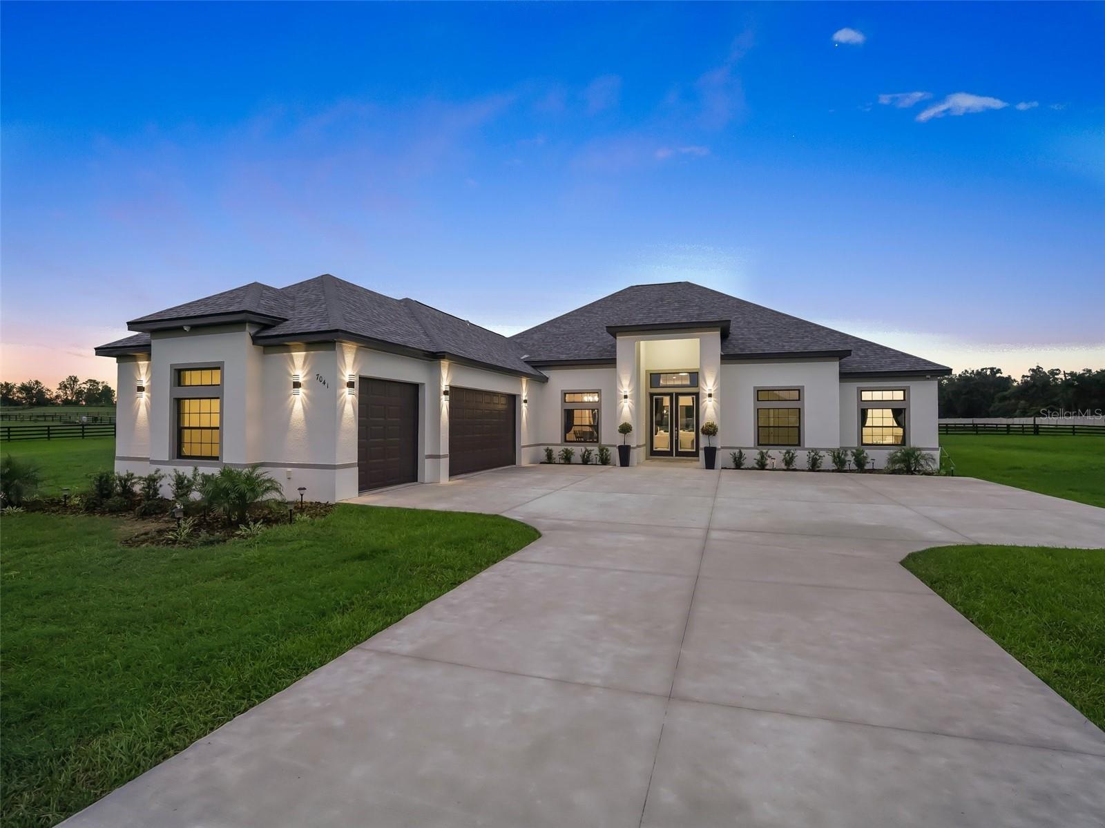 Image 14 of 73 For 7041 22nd Court Road
